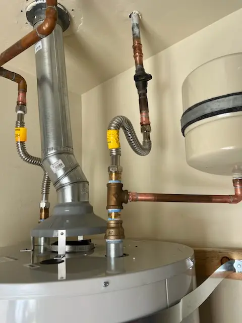 Water heater installation and plumbing repair in Charleston